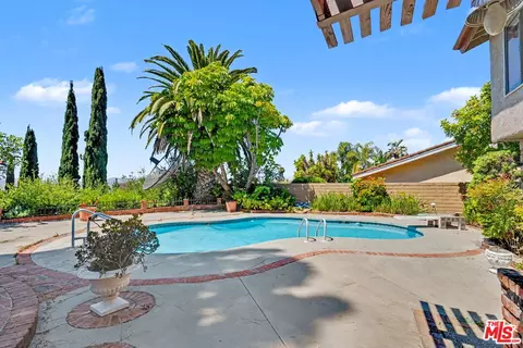 Exterior - 627 Mount St, Diamond Bar, CA 91765 photo 2 of 3