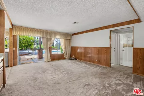 Living - 627 Mount St, Diamond Bar, CA 91765 photo 3 of 7