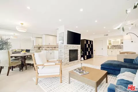 1215 Brockton Ave #203, Los Angeles, CA 90025