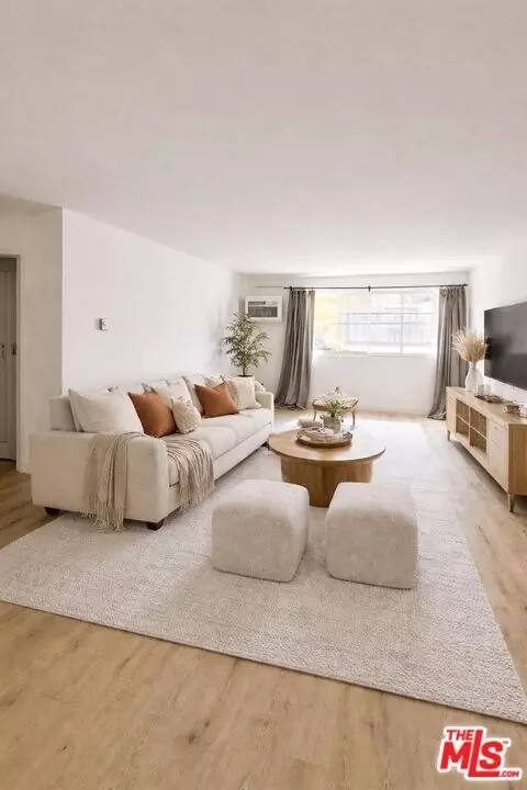 1351 N Orange Dr #117, Los Angeles, CA 90028