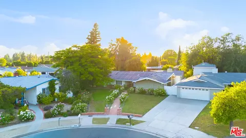 18445 Los Alimos St, Porter Ranch, CA 91326