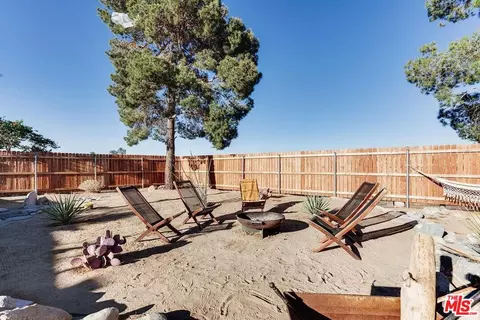 Exterior - 7435 Palomar Ave, Yucca Valley, CA 92284 photo 2 of 4