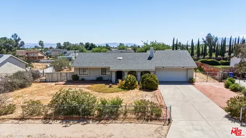 12557 Amethyst Rd, Victorville, CA 92392
