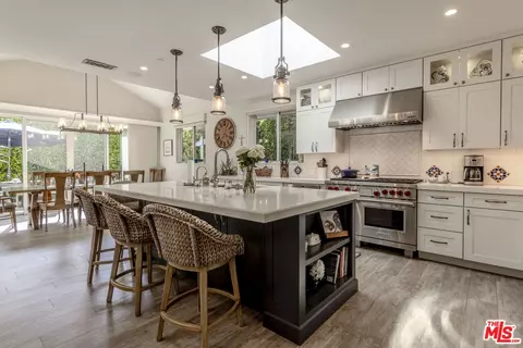 6325 Paseo Canyon Dr, Malibu, CA 90265