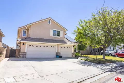 42310 Daniel Dr, Lancaster, CA 93536
