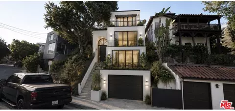 7192 Woodrow Wilson Dr, Los Angeles, CA 90068