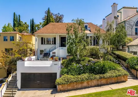 10614 Le Conte Ave, Los Angeles, CA 90024