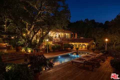 13341 Mulholland Dr, Beverly Hills, CA 90210