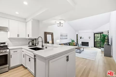 8515 Falmouth Ave #419, Playa Del Rey, CA 90293