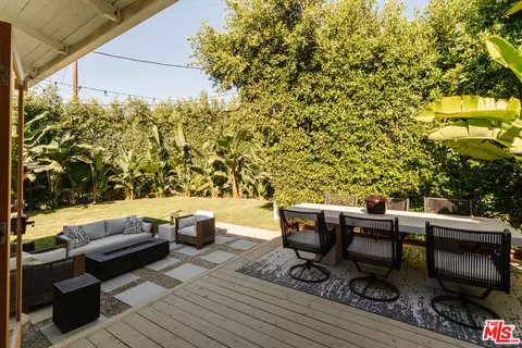 1163 Nelrose Ave, Venice, CA 90291