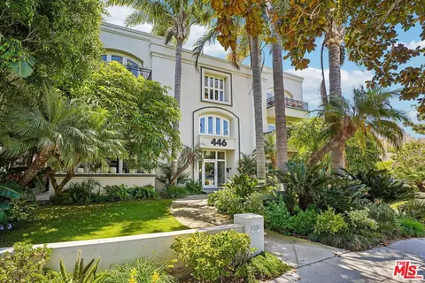 446 San Vicente Blvd #202, Santa Monica, CA 90402