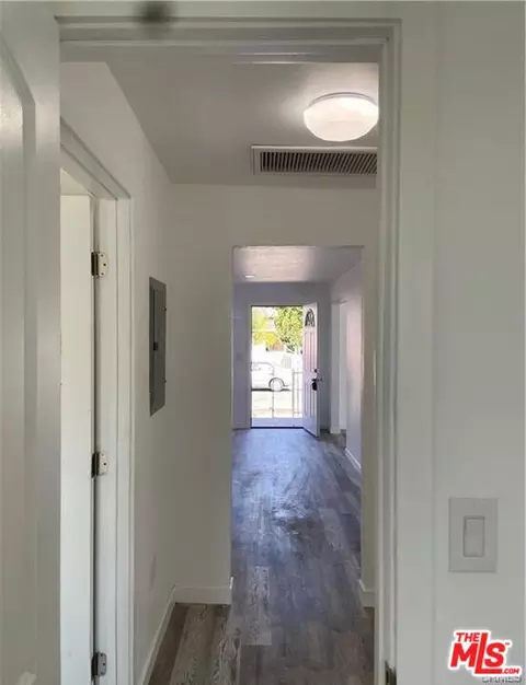 Entry Way - 328 W Elm St, Compton, CA 90220 photo 3 of 3