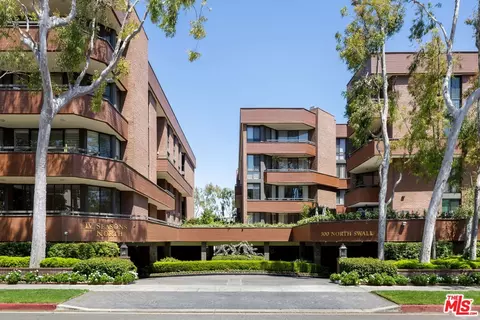 300 N Swall Dr #307, Beverly Hills, CA 90211
