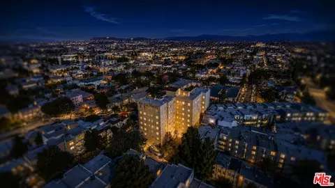 2430 Ocean View Ave, Los Angeles, CA 90057