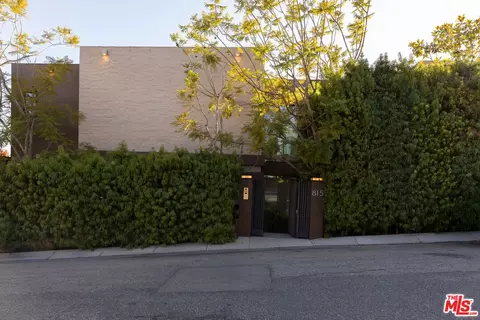 815 N Tigertail Rd, Los Angeles, CA 90049