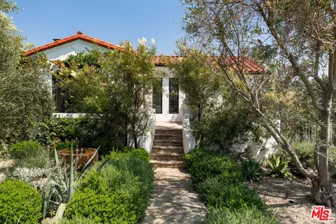 2168 Princeton Ave, Los Angeles, CA 90026