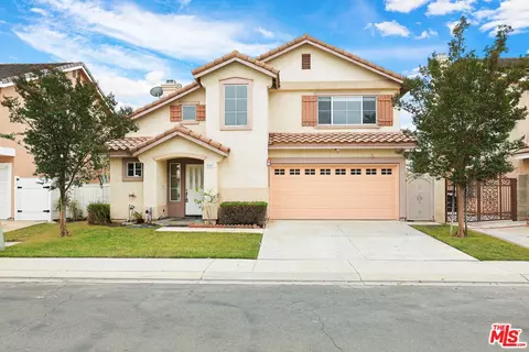 161 S Linhaven Cir, Anaheim, CA 92804