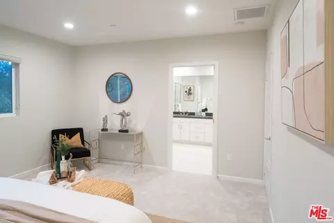 Bedroom - 15602 Lilli Way, Van Nuys, CA 91406 photo 4 of 8