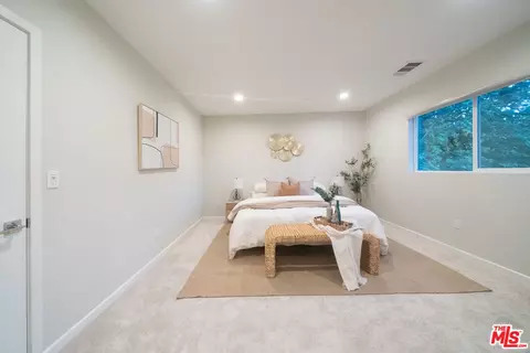 Bedroom - 15602 Lilli Way, Van Nuys, CA 91406 photo 5 of 8