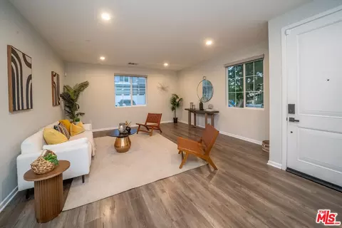 Living - 15602 Lilli Way, Van Nuys, CA 91406 photo 3 of 3