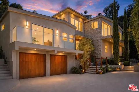 13611 Bayliss Rd, Los Angeles, CA 90049