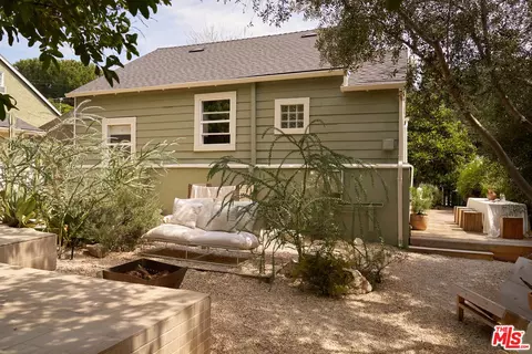404 N Avenue 52, Los Angeles, CA 90042