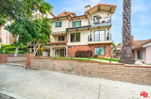 1440 W 9th St #2, San Pedro, CA 90732