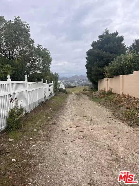 0 Alta Knoll Dr, Santa Clarita, CA 91350