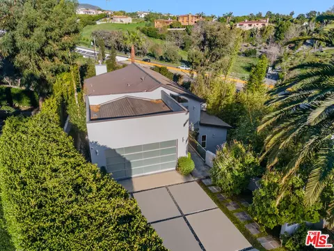 28927 W Beach Ln, Malibu, CA 90265