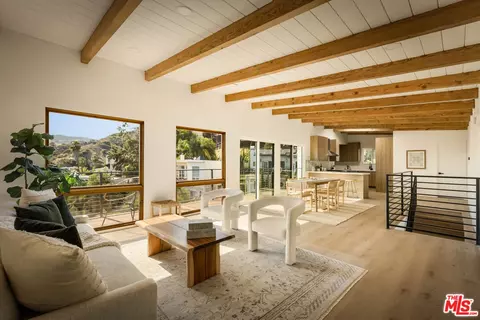 6374 Macal Pl, Los Angeles, CA 90068