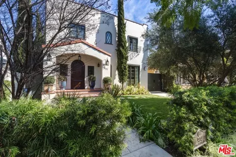 934 S Mullen Ave, Los Angeles, CA 90019