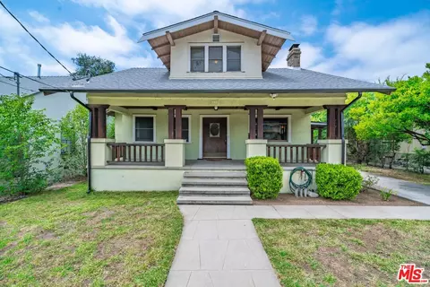 105 El Nido Ave, Pasadena, CA 91107