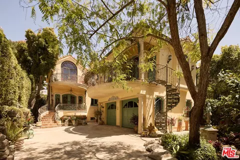215 23rd St, Santa Monica, CA 90402