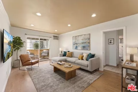 6904 Radford Ave #7, North Hollywood, CA 91605