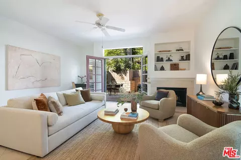1639 Selby Ave #B, Los Angeles, CA 90024