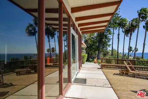 26939 Sea Vista Dr, Malibu, CA 90265