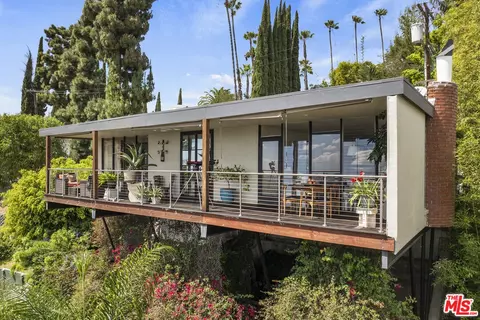 6190 Temple Hill Dr, Los Angeles, CA 90068
