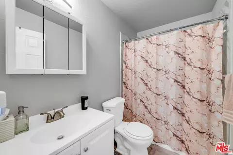 Bath - 223 S Acacia Ave #205, Compton, CA 90220 photo 3 of 3