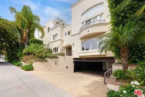 1217 Yale St #103, Santa Monica, CA 90404