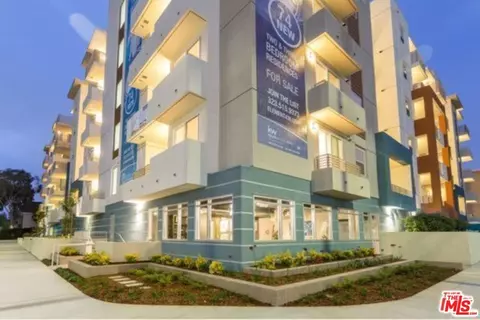 436 S Virgil Ave #313, Los Angeles, CA 90020