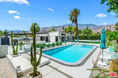 450 E Laurel Cir, Palm Springs, CA 92262