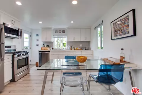 Other - 403 Brooks Ave, Venice, CA 90291 photo 1 of 14