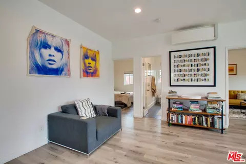 Other - 403 Brooks Ave, Venice, CA 90291 photo 3 of 14