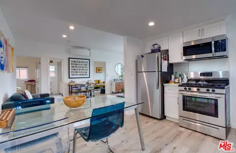 Other - 403 Brooks Ave, Venice, CA 90291 photo 2 of 14