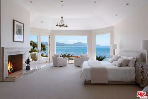 Bedroom - 1465 Edgecliff Ln, Montecito, CA 93108 photo 1 of 4