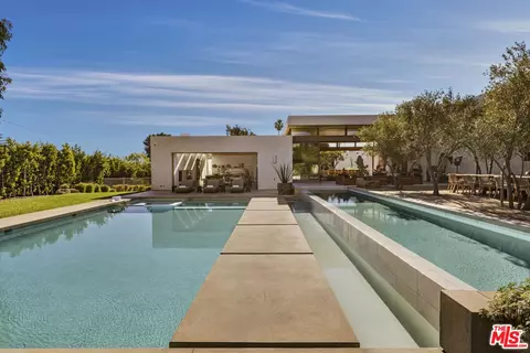 28837 Selfridge Dr, Malibu, CA 90265