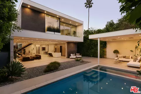 6510 W 5th St, Los Angeles, CA 90048