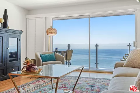18203 Coastline Dr #4, Malibu, CA 90265
