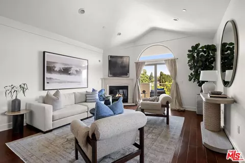1409 Armacost Ave #PH2, Los Angeles, CA 90025
