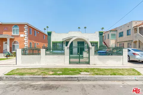 535 W 54th St, Los Angeles, CA 90037